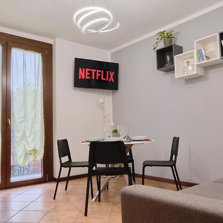 10' From Malpensa Casa Moderna, Netflix & Wi-Fi Apartamento Casorate Sempione Exterior foto
