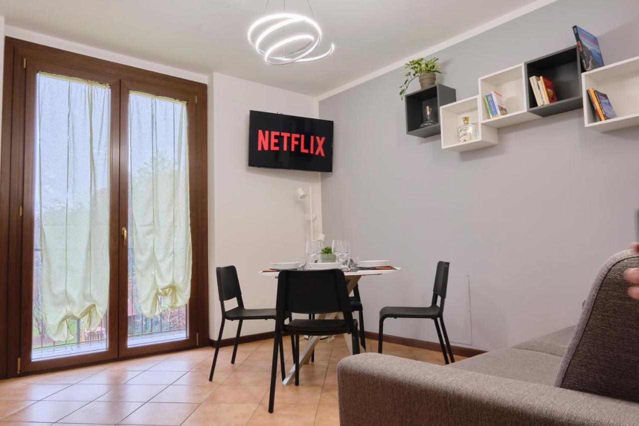 10' From Malpensa Casa Moderna, Netflix & Wi-Fi Apartamento Casorate Sempione Exterior foto